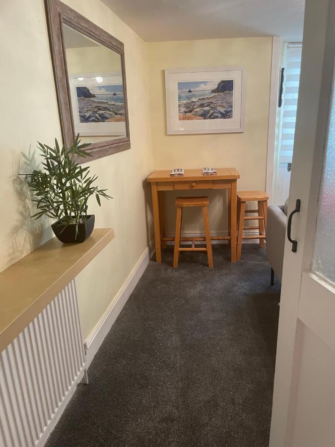 דירות Garden Flat Torquay Just 2 Mins Walk From The Harbour מראה חיצוני תמונה